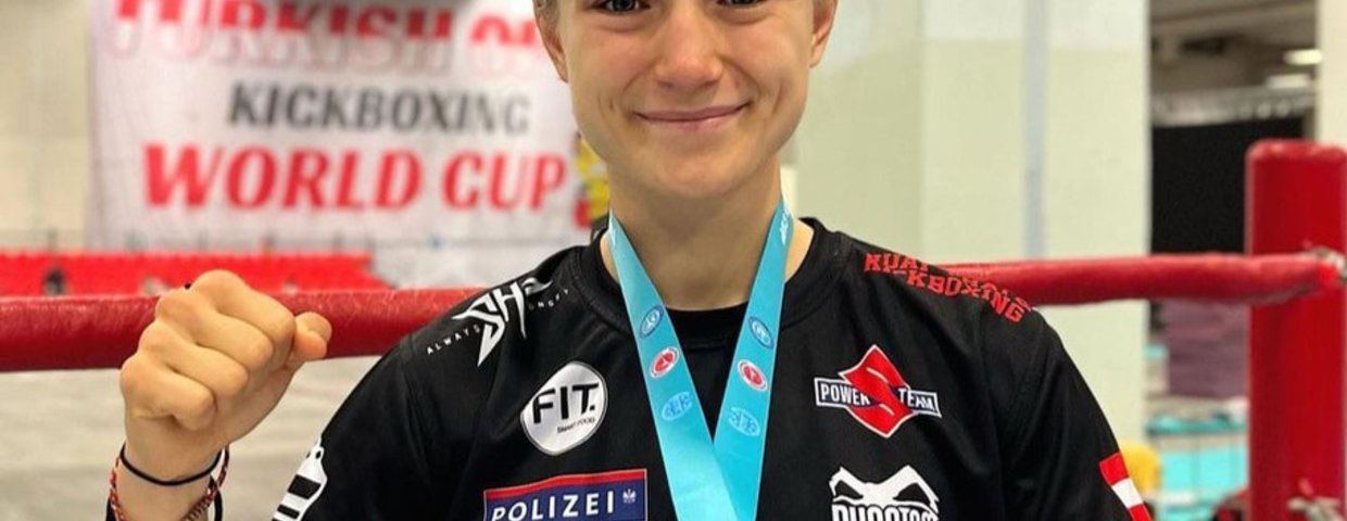 Stella Hemetsberger gewinnt Weltcup in Istanbul